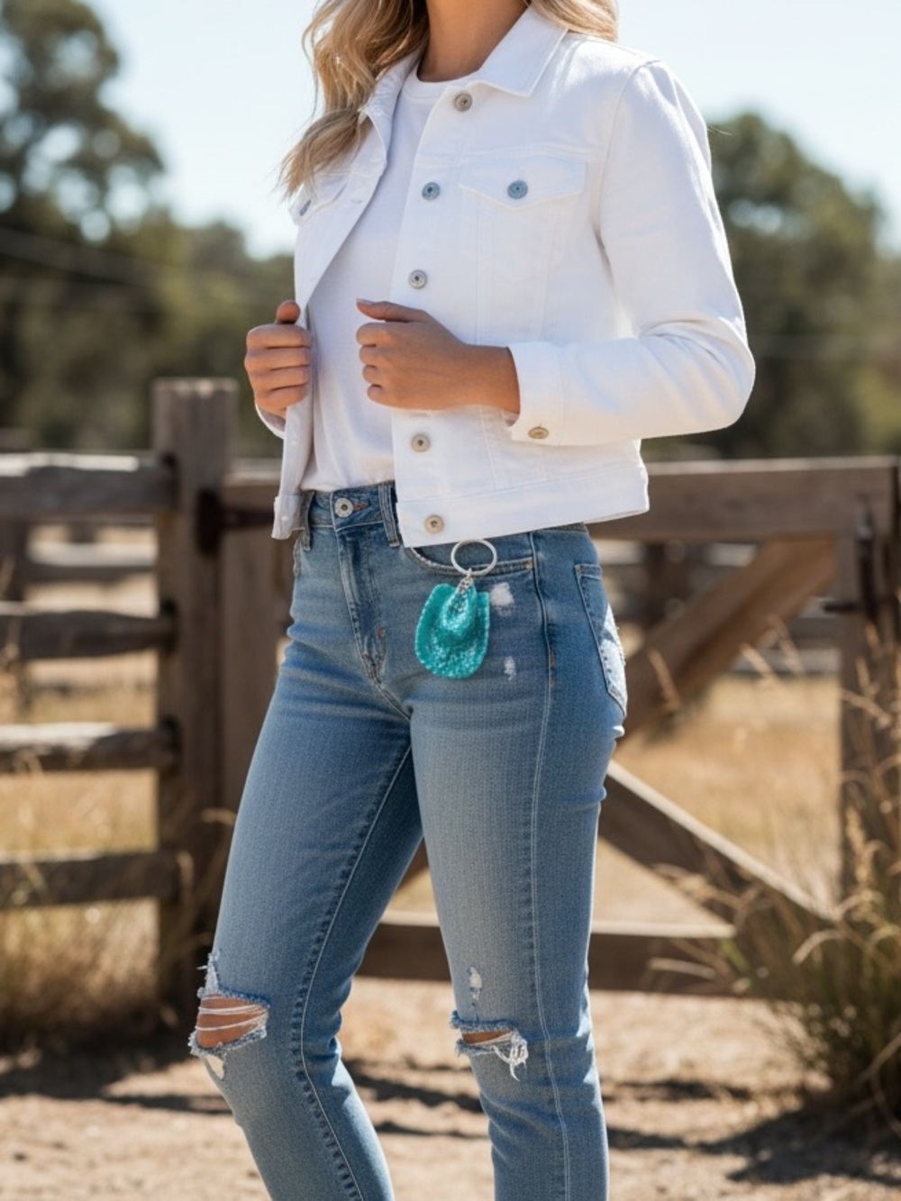 White Cowboy Hat Keychain - Women Accessories - Picture 7 of 7